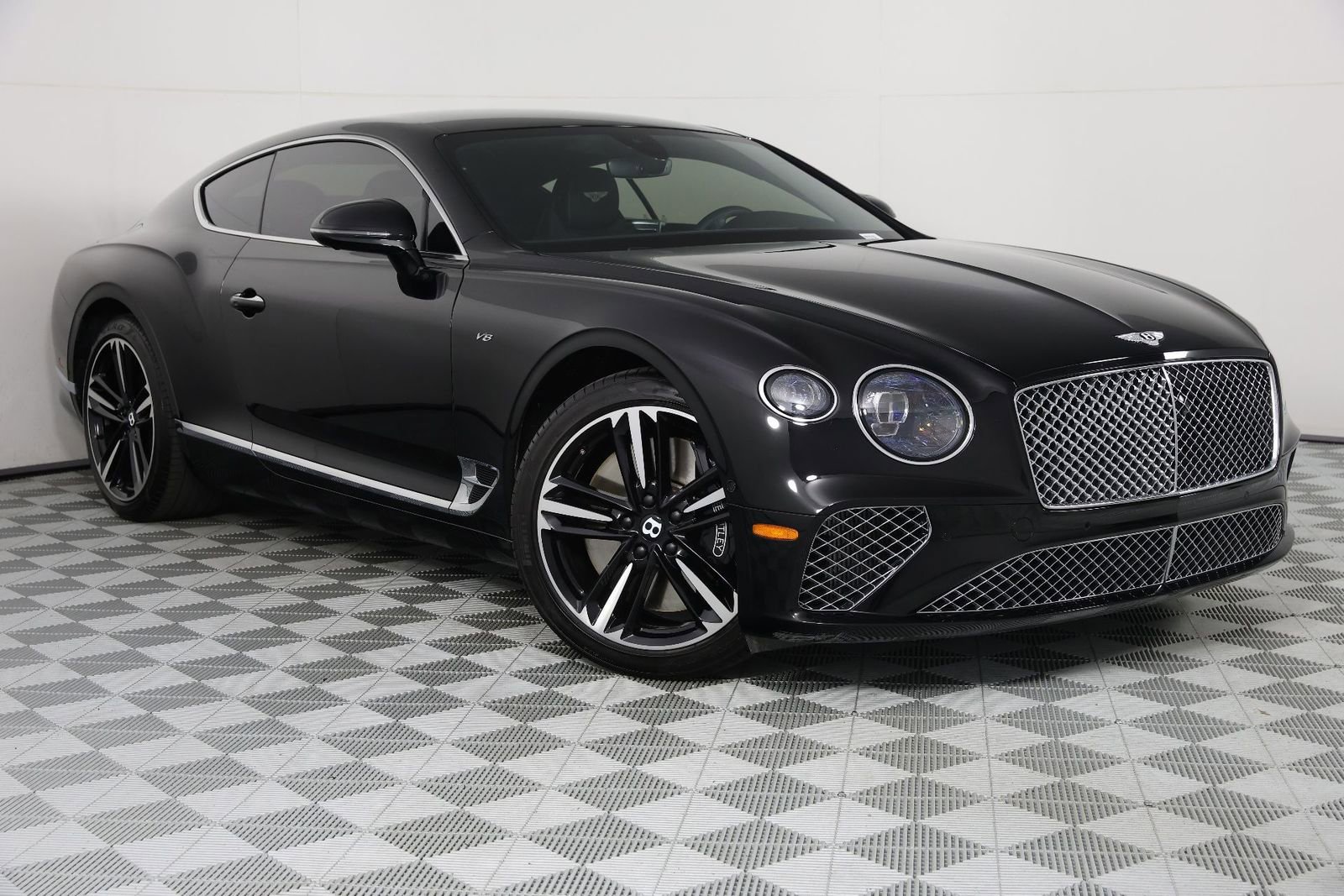 Used 2021 Bentley Continental GT image 17
