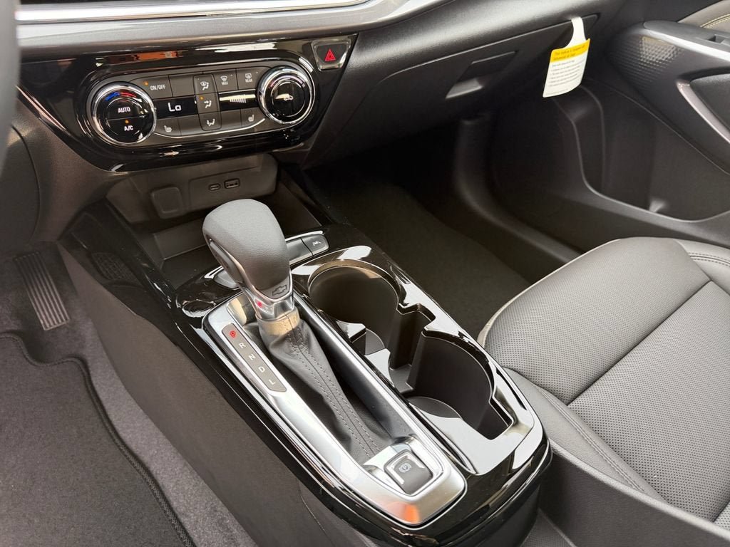 New 2026 Chevrolet Trax ACTIV w/ Driver Confidence Package FWD image 32