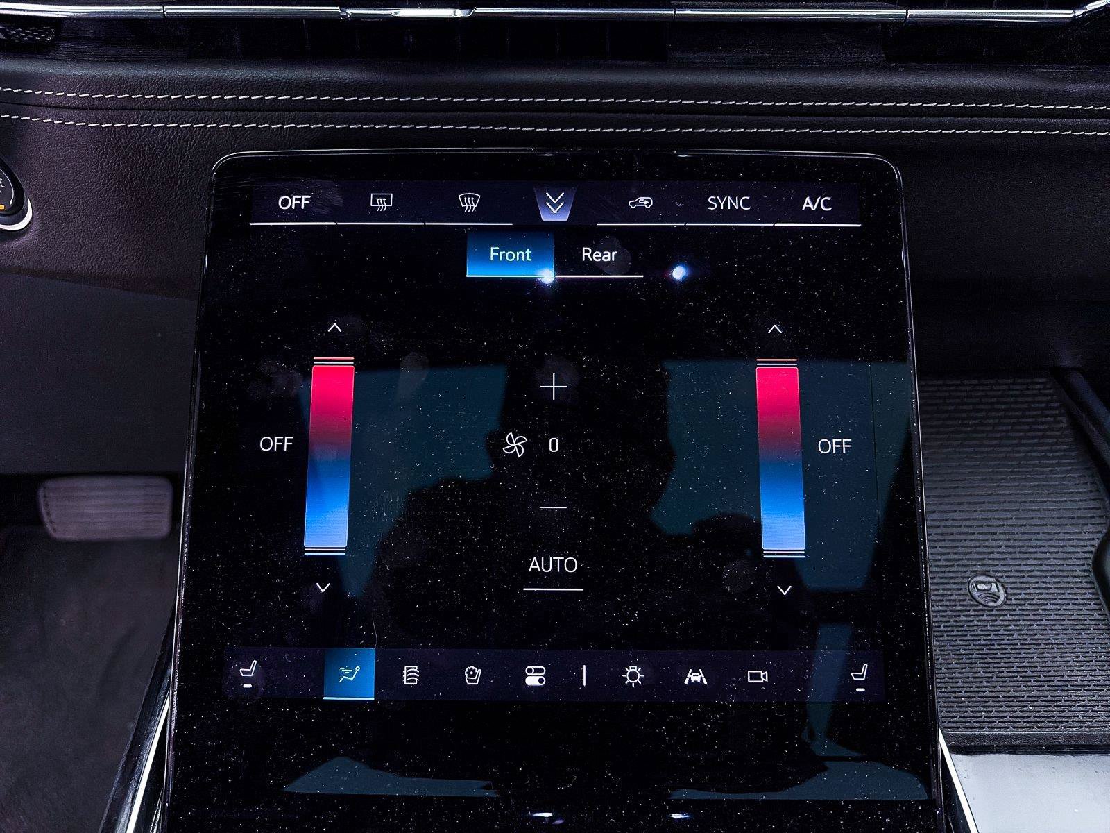 Used 2025 Cadillac Escalade ESV Sport AWD/4WD image 26