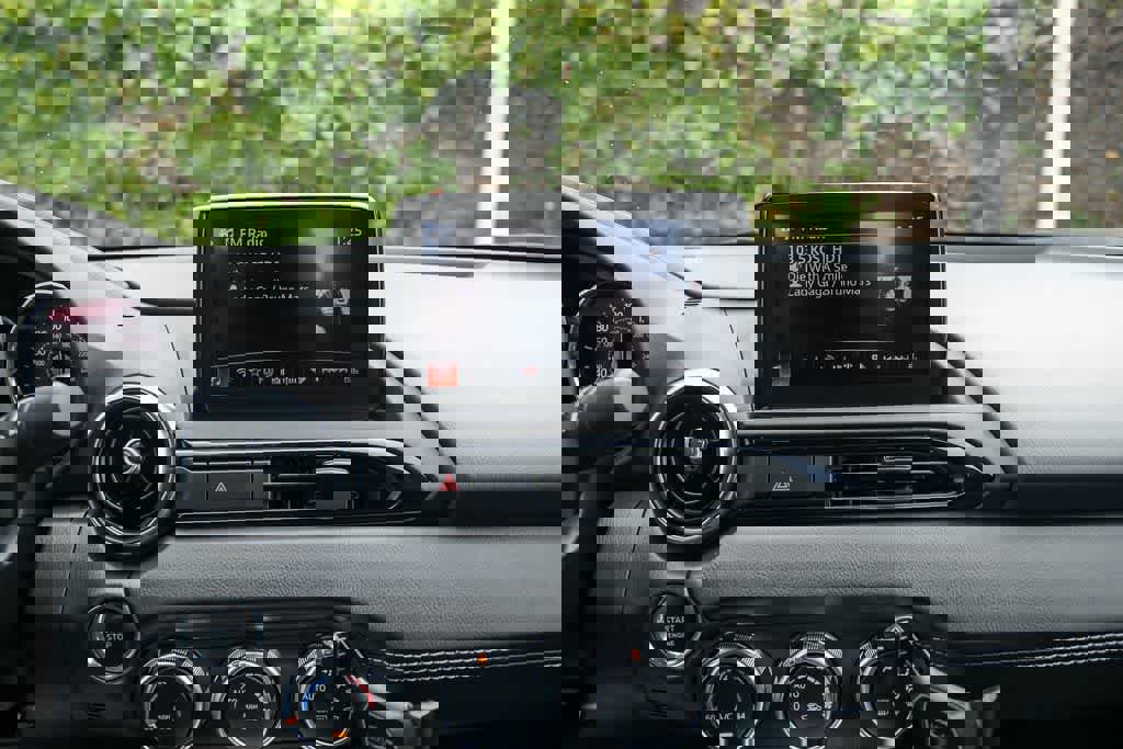 Used 2023 MAZDA MX-5 Miata Grand Touring image 13