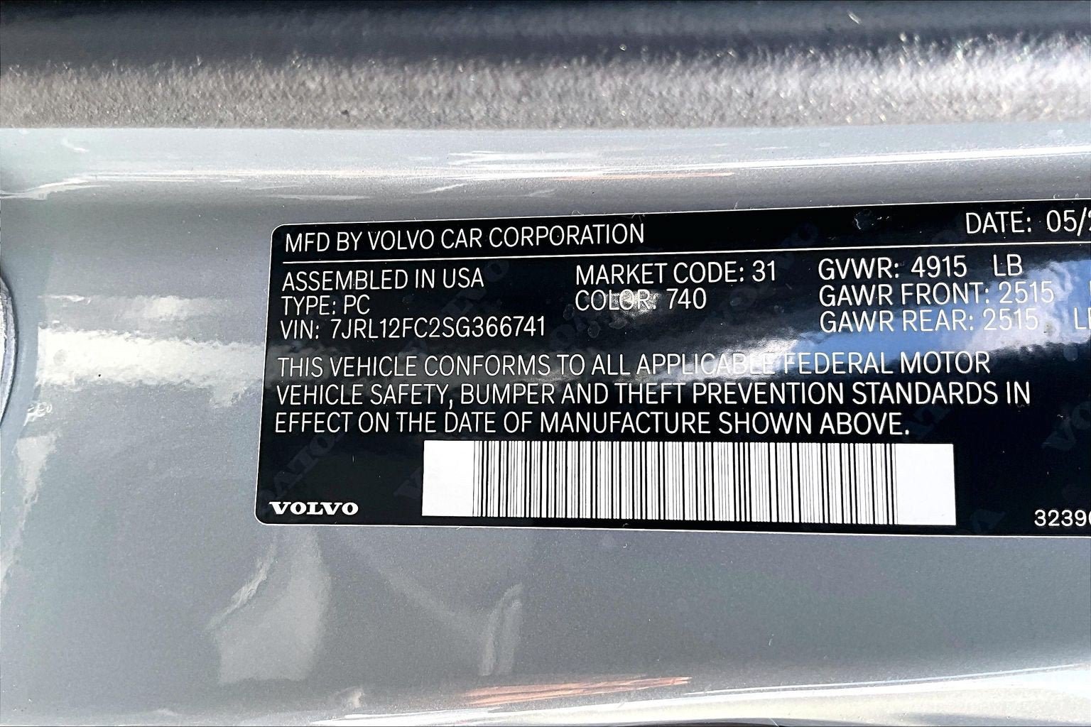 Used 2025 Volvo S60 B5 Plus FWD image 29