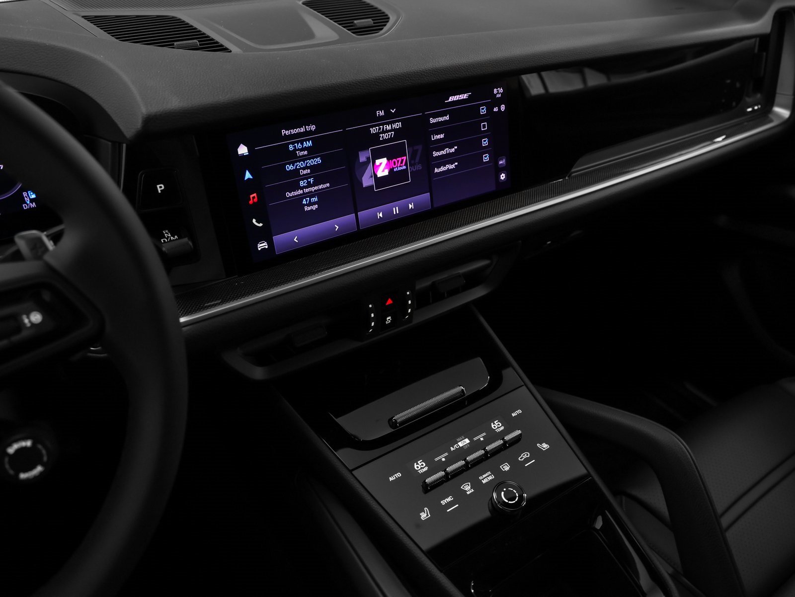 Used 2025 Porsche Cayenne image 33