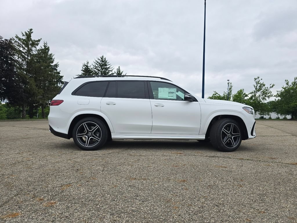New 2026 Mercedes-Benz GLS 450 4MATIC image 17