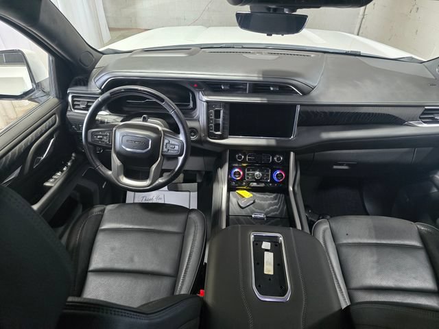 Used 2024 GMC Yukon XL Denali w/ Advanced Technology Package AWD/4WD image 5