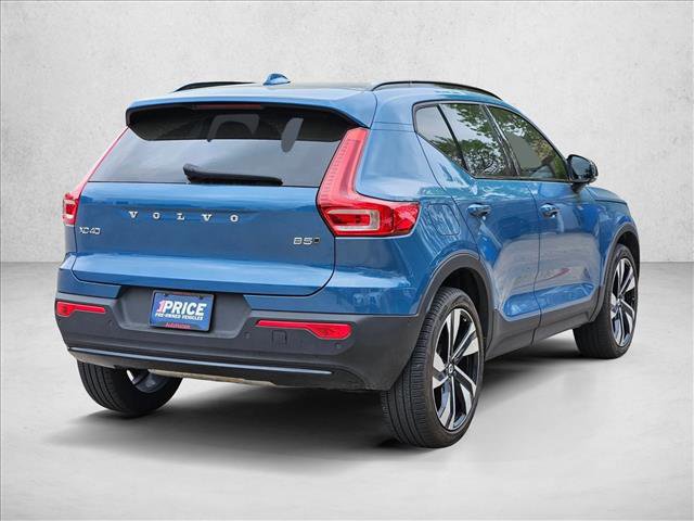 Used 2024 Volvo XC40 B5 Ultimate w/ Protection Package Premier image 6