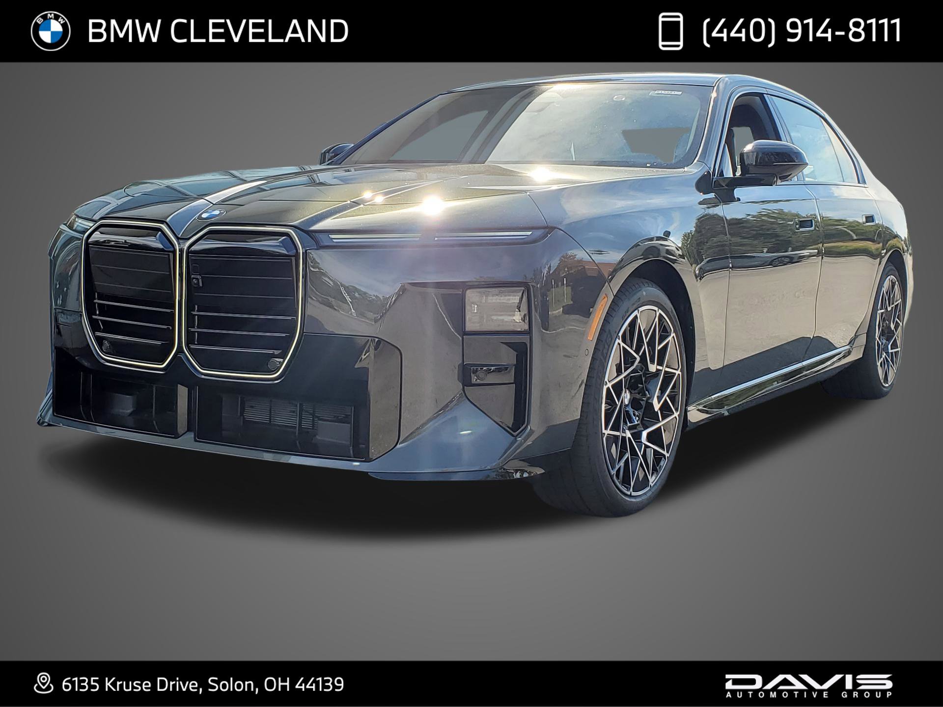 New 2027 BMW 740i xDrive w/ M Sport Professional Package AWD/4WD image 1