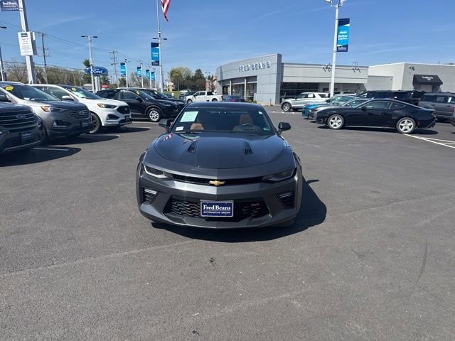 Used 2016 Chevrolet Camaro SS image 2