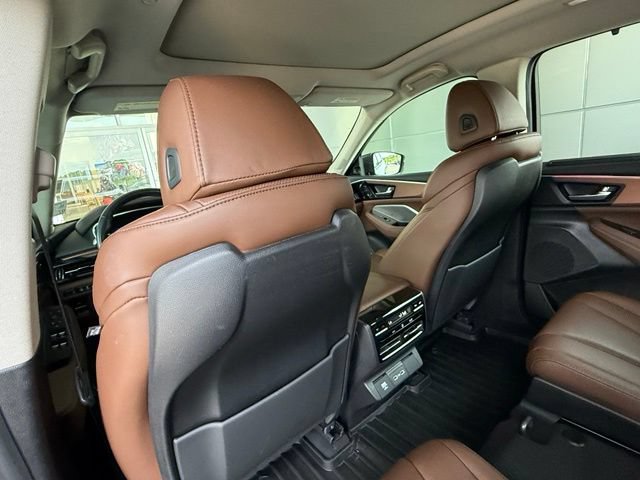 Used 2023 Acura MDX w/ Technology Package FWD image 15