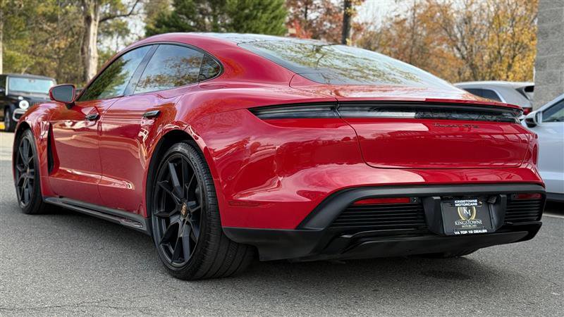 Used 2022 Porsche Taycan GTS image 5