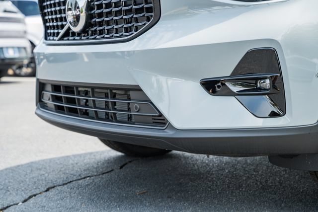 New 2026 Volvo XC40 B5 Plus w/ Climate Package AWD/4WD image 15