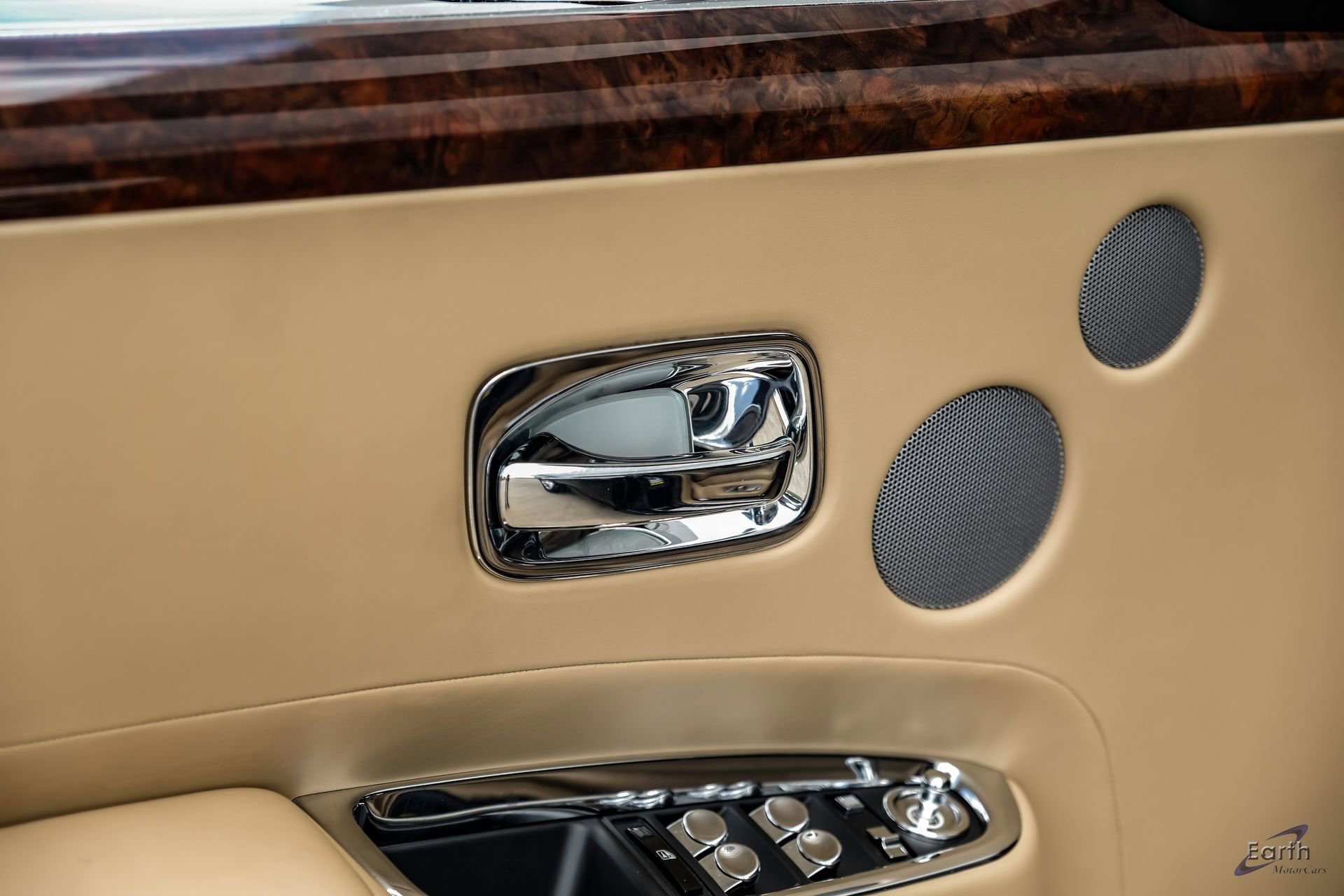 Used 2017 Rolls-Royce Ghost RWD image 99
