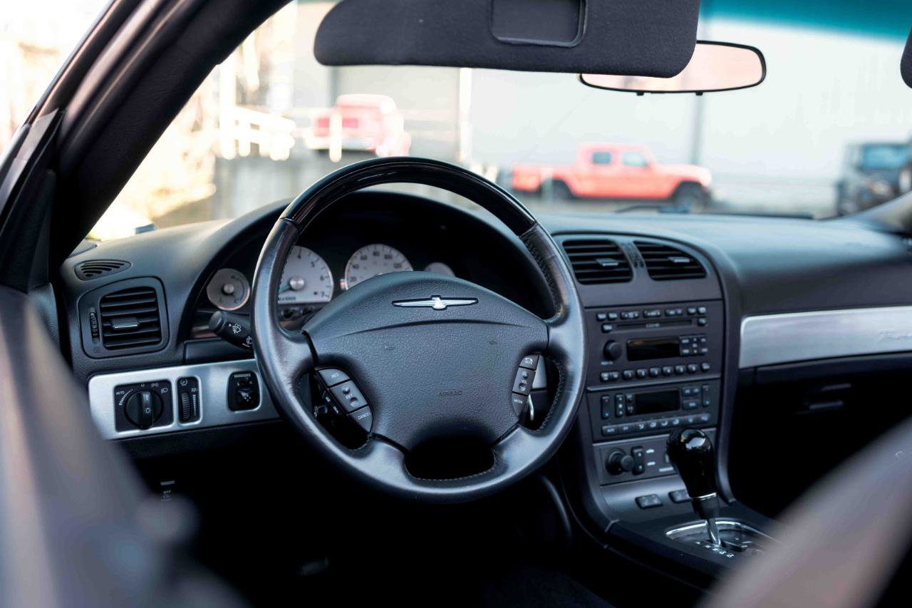Used 2003 Ford Thunderbird Deluxe image 2