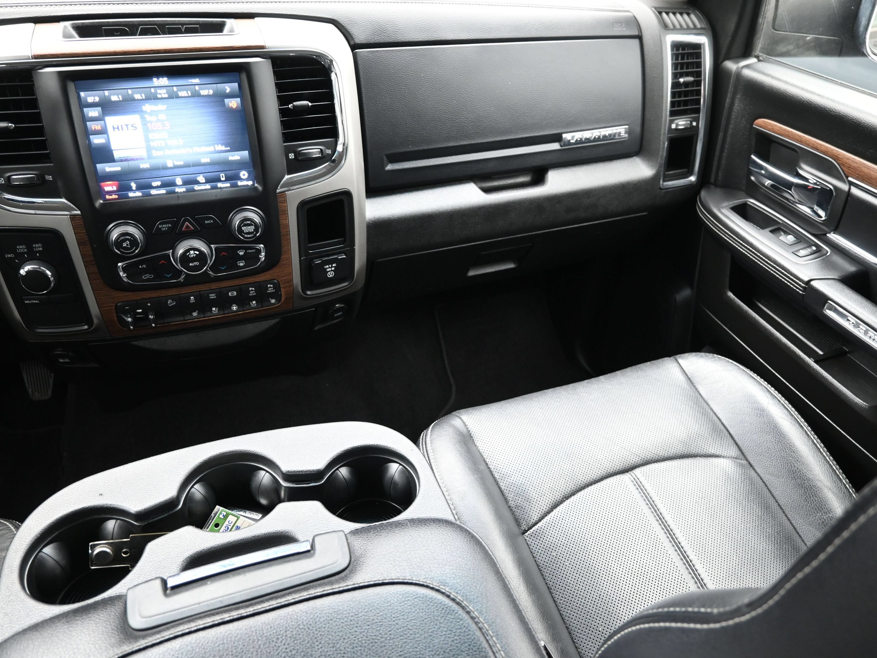 Used 2018 RAM 2500 Laramie w/ Off Road Package AWD/4WD image 38