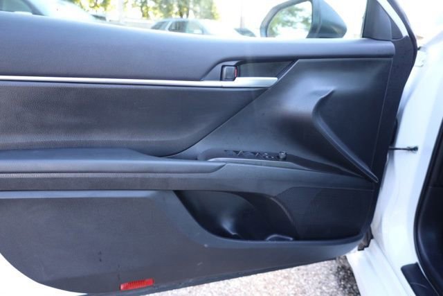 Used 2024 Toyota Camry SE image 20