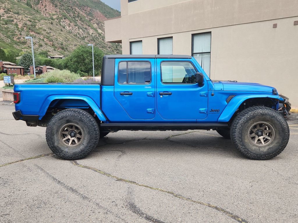 Used 2021 Jeep Gladiator Sport AWD/4WD image 2