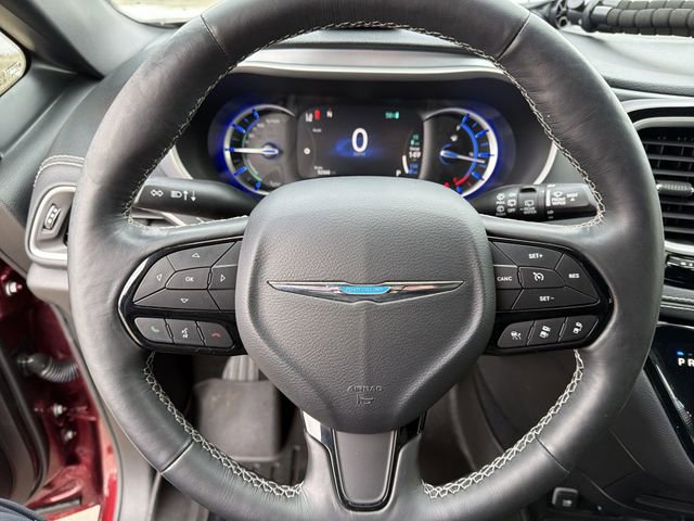 Used 2021 Chrysler Pacifica Touring-L w/ S Appearance Package image 16