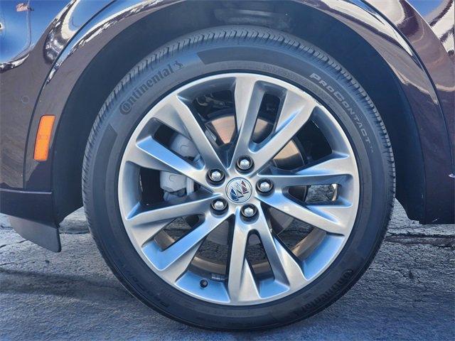 Used 2022 Buick Envision Avenir w/ Technology Package II image 10