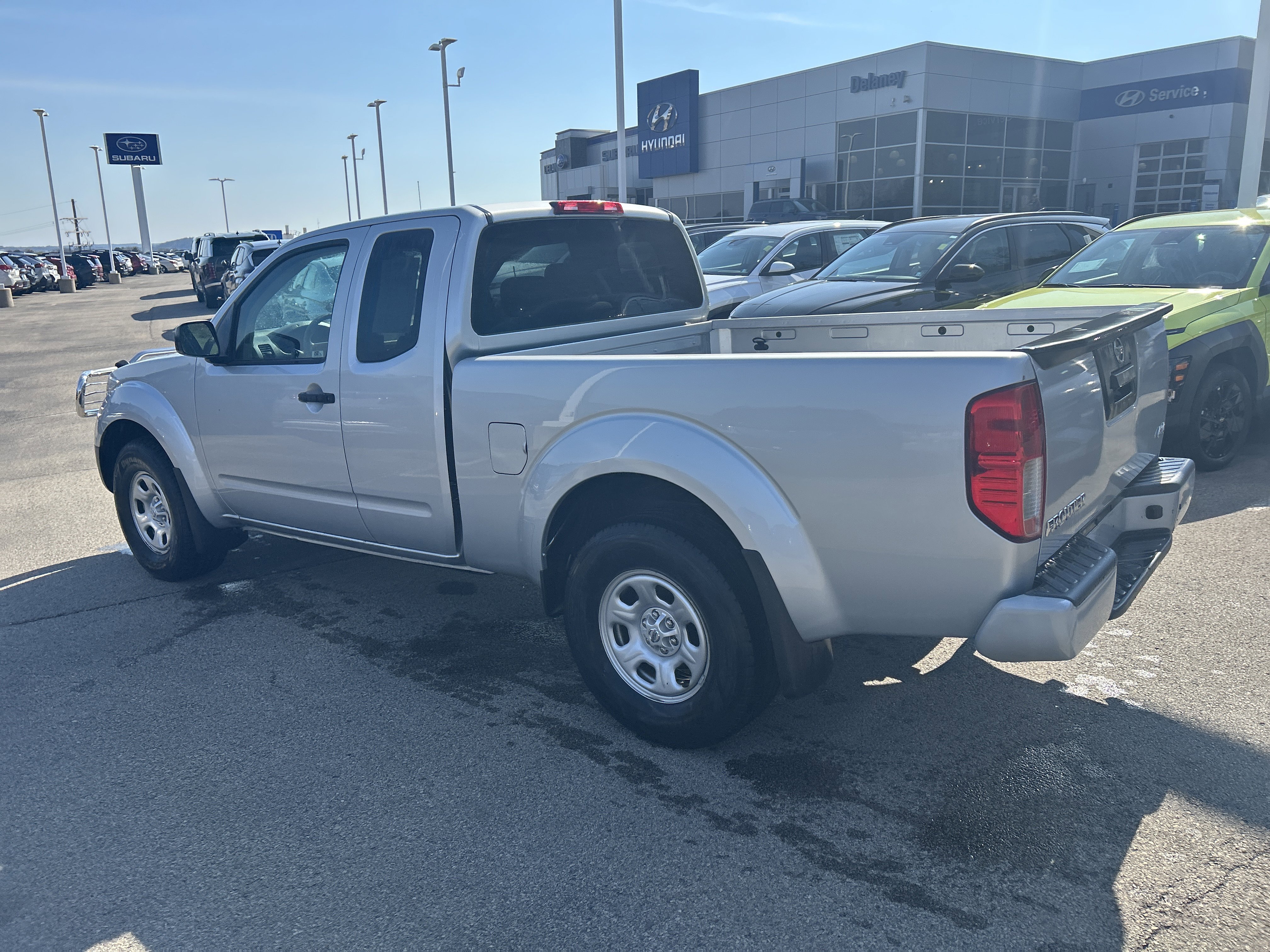 Used 2021 Nissan Frontier S image 11