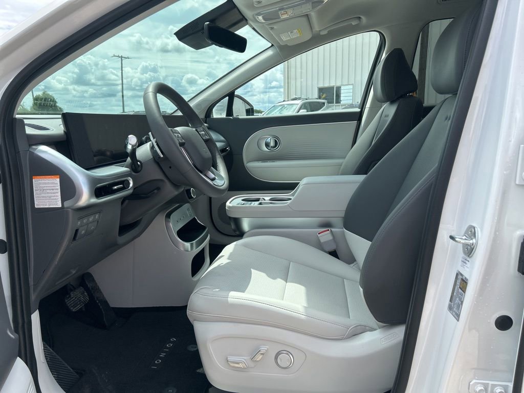 New 2026 Hyundai Ioniq 9 SEL image 22
