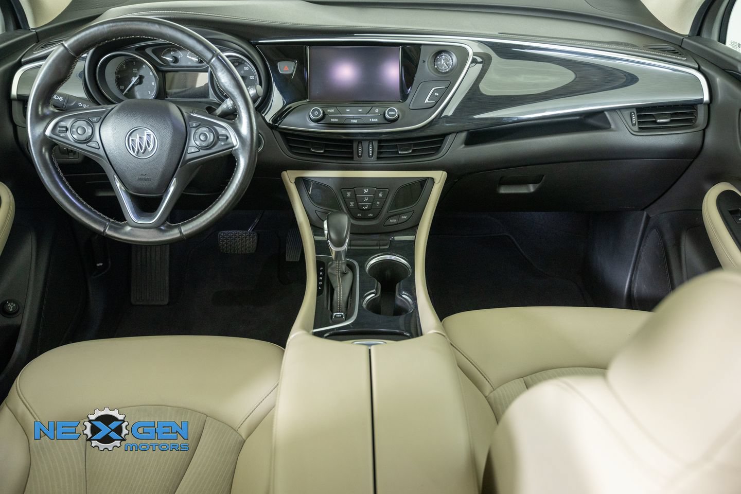 Used 2018 Buick Envision Preferred FWD image 28