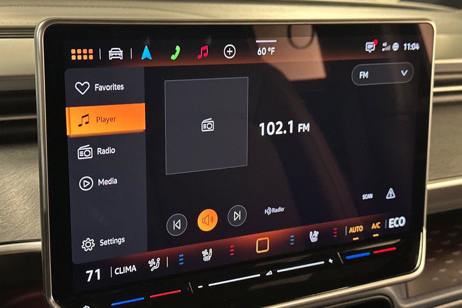 New 2025 Volkswagen ID. Buzz Pro S image 18