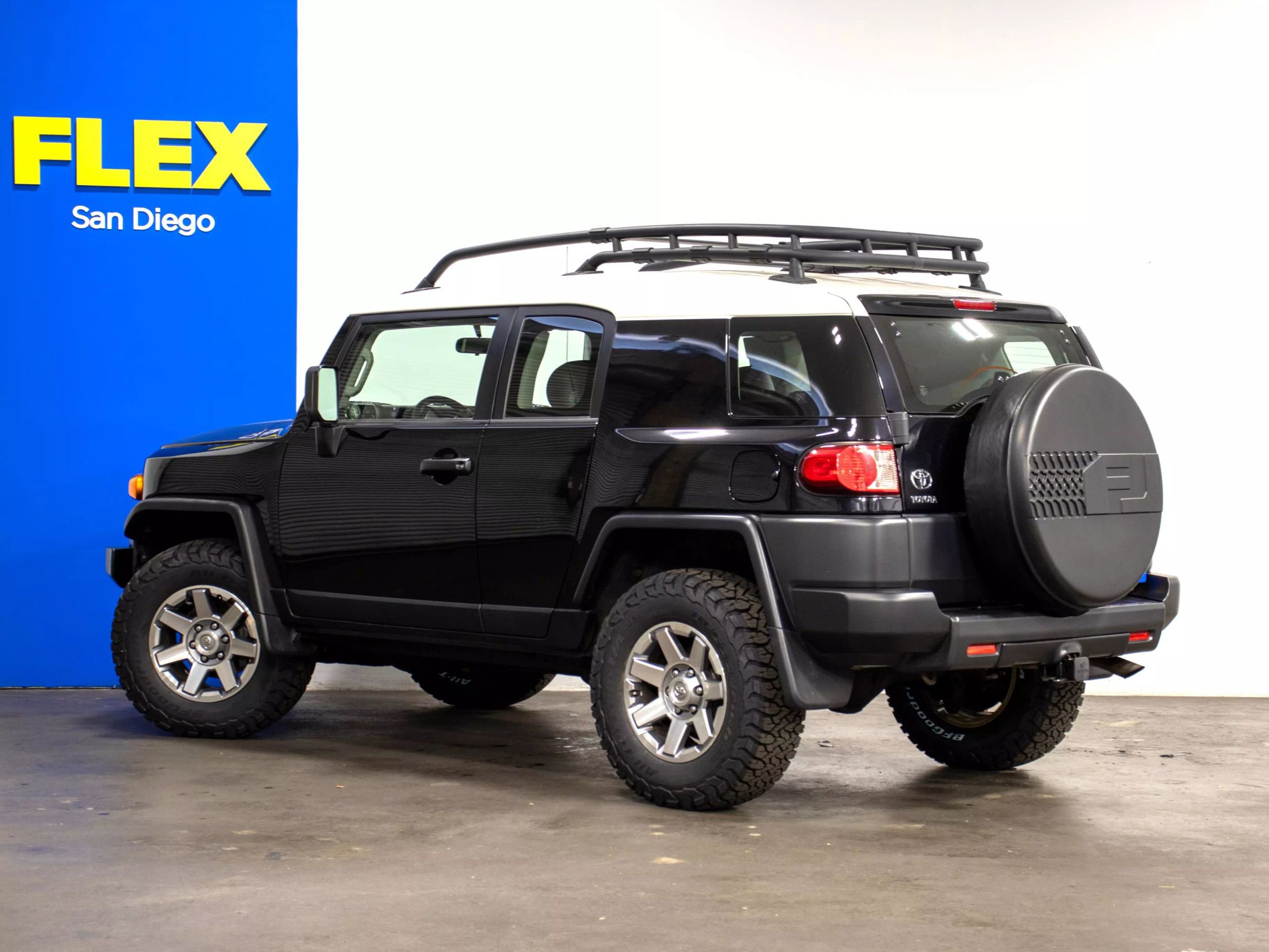 Used 2008 Toyota FJ Cruiser 4WD image 3