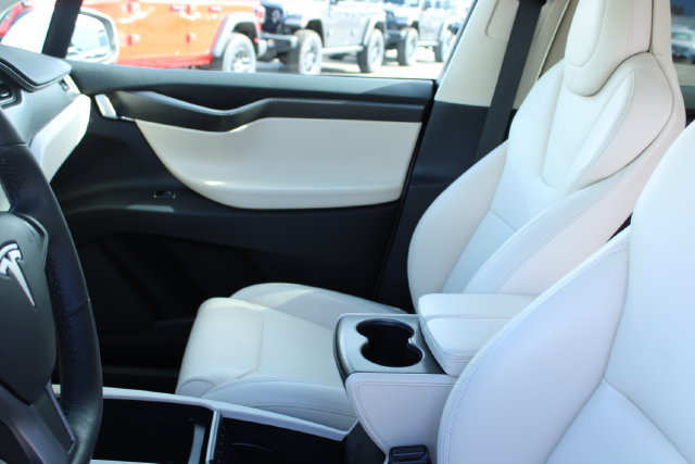 Used 2019 Tesla Model X 75D AWD/4WD image 26