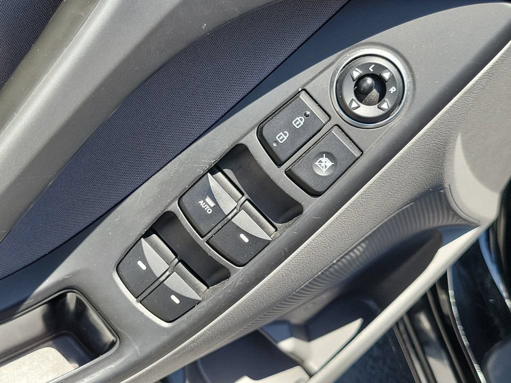 Used 2015 Hyundai Elantra SE w/ Option Group 02 FWD image 20