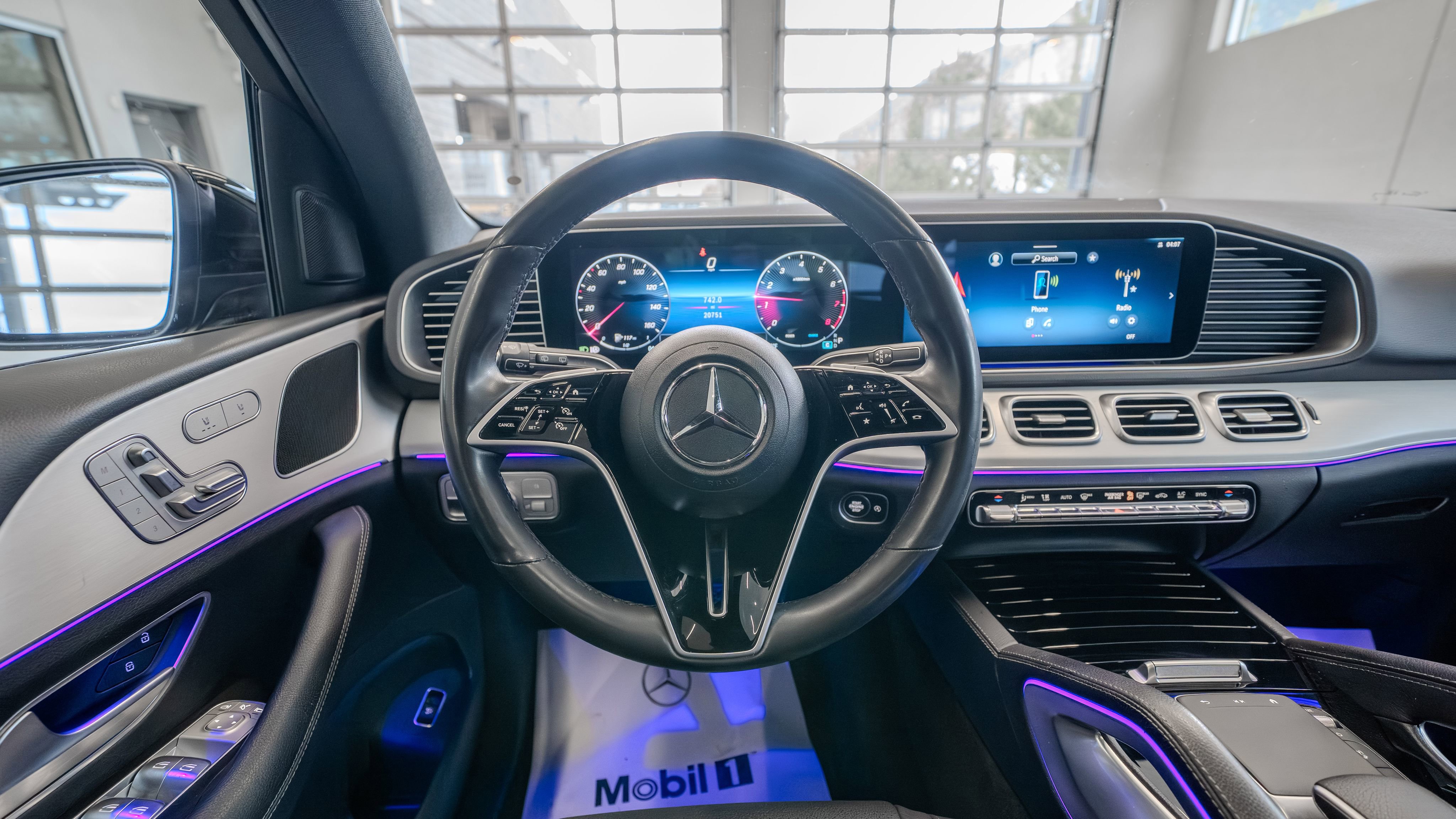 Used 2024 Mercedes-Benz GLE 350 4MATIC image 9