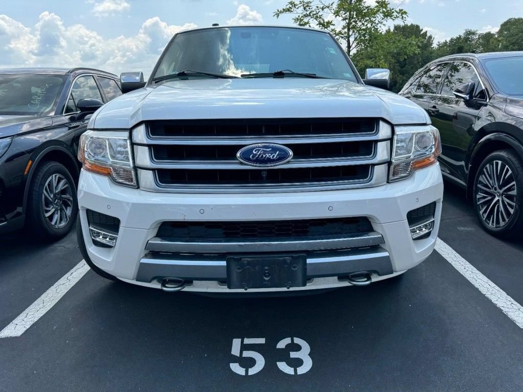 Used 2017 Ford Expedition EL Platinum AWD/4WD image 2