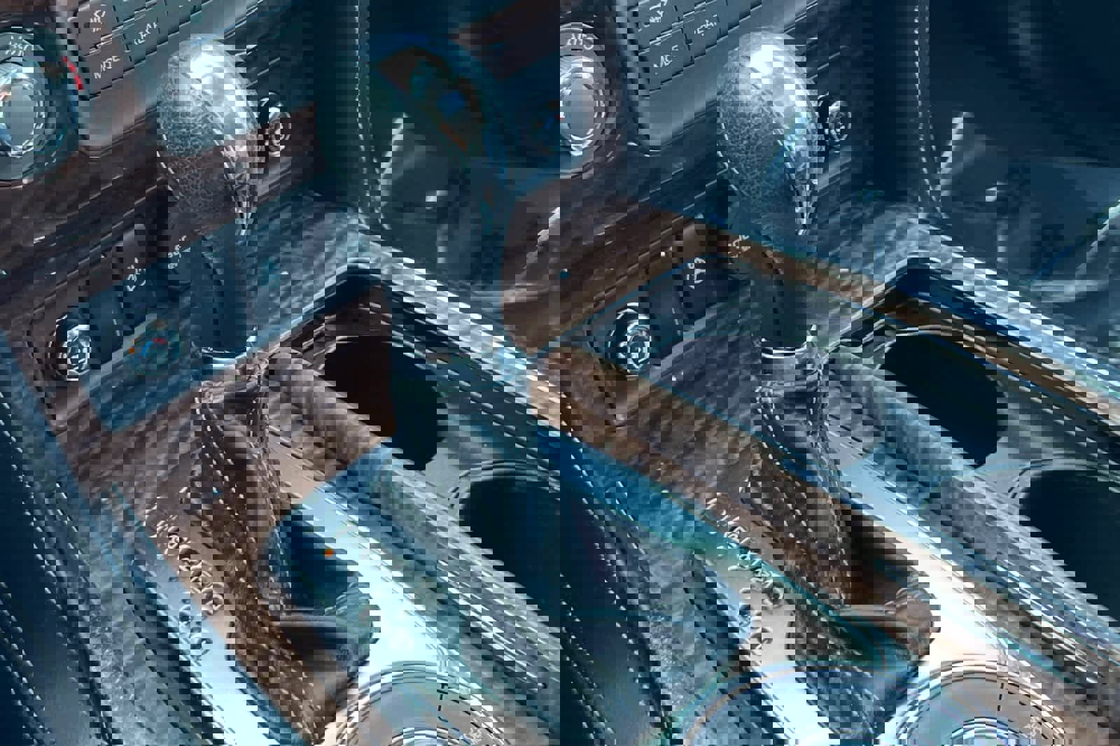 Used 2017 Nissan Armada Platinum image 30