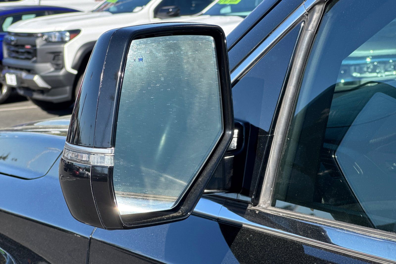 Used 2018 Cadillac Escalade ESV Premium Luxury image 56