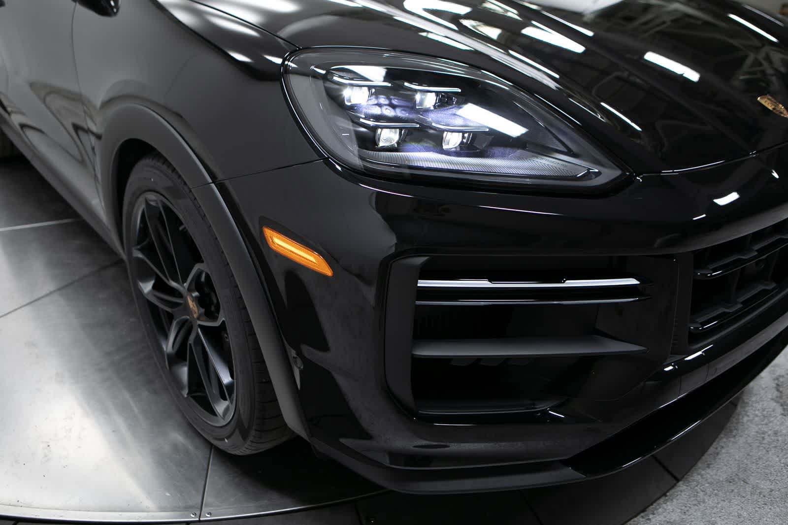 New 2026 Porsche Cayenne Turbo GT AWD/4WD image 12