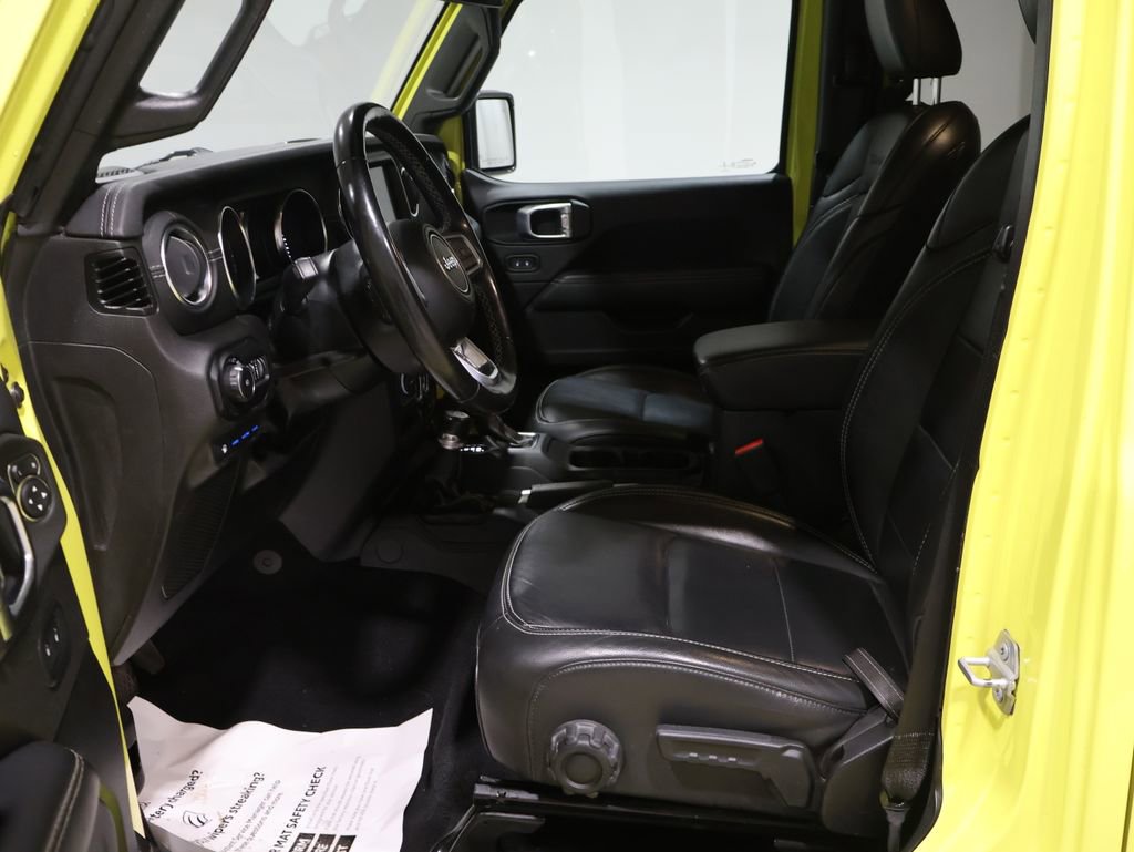 Used 2022 Jeep Wrangler Unlimited Sahara w/ Cold Weather Group image 11