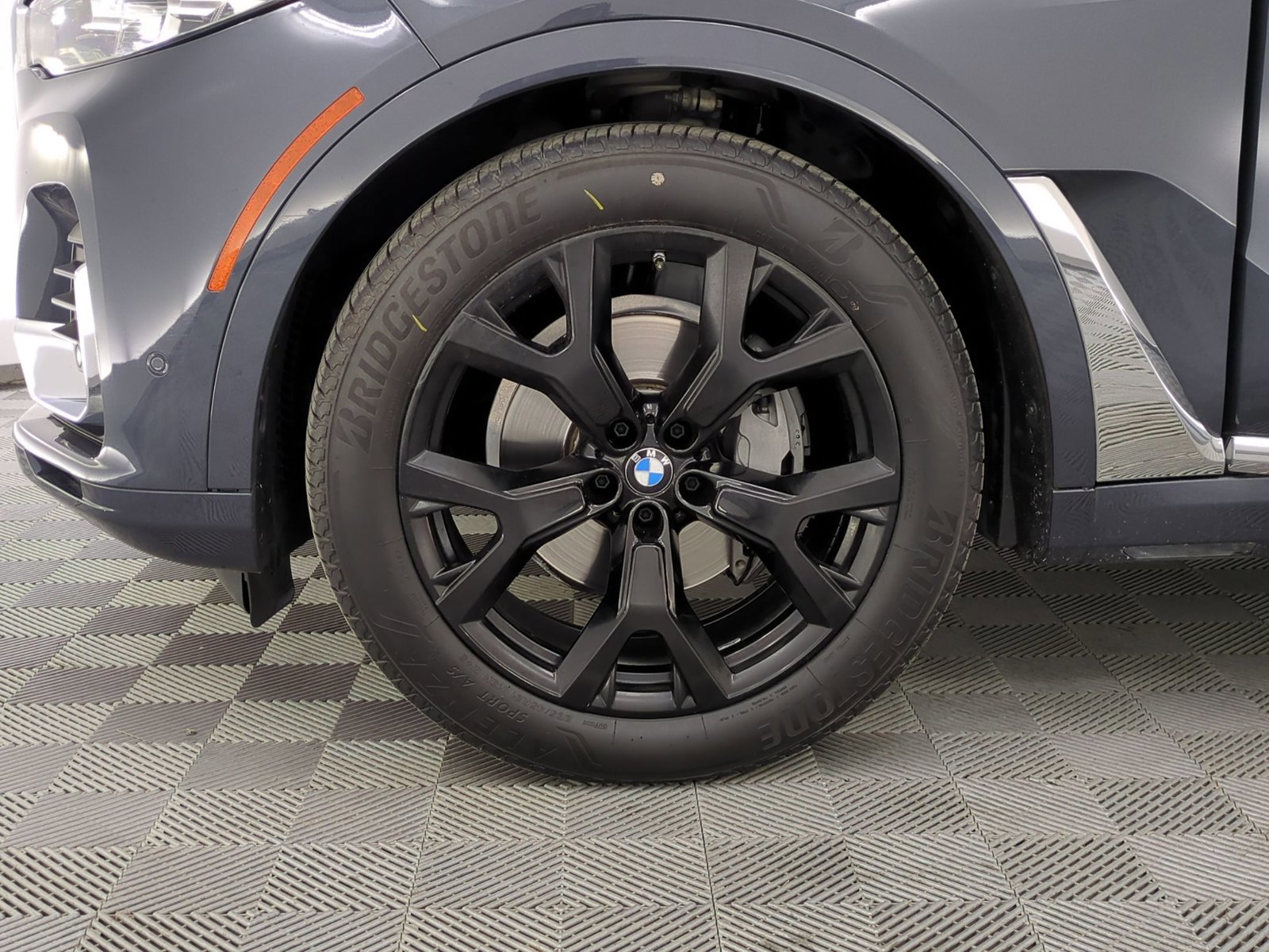 Used 2021 BMW X7 xDrive40i w/ Premium Package image 28