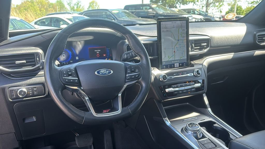Used 2020 Ford Explorer ST w/ Premium Technology Package AWD/4WD image 13