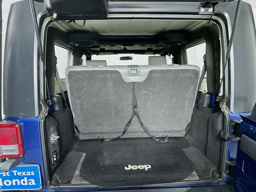 Used 2009 Jeep Wrangler X image 29