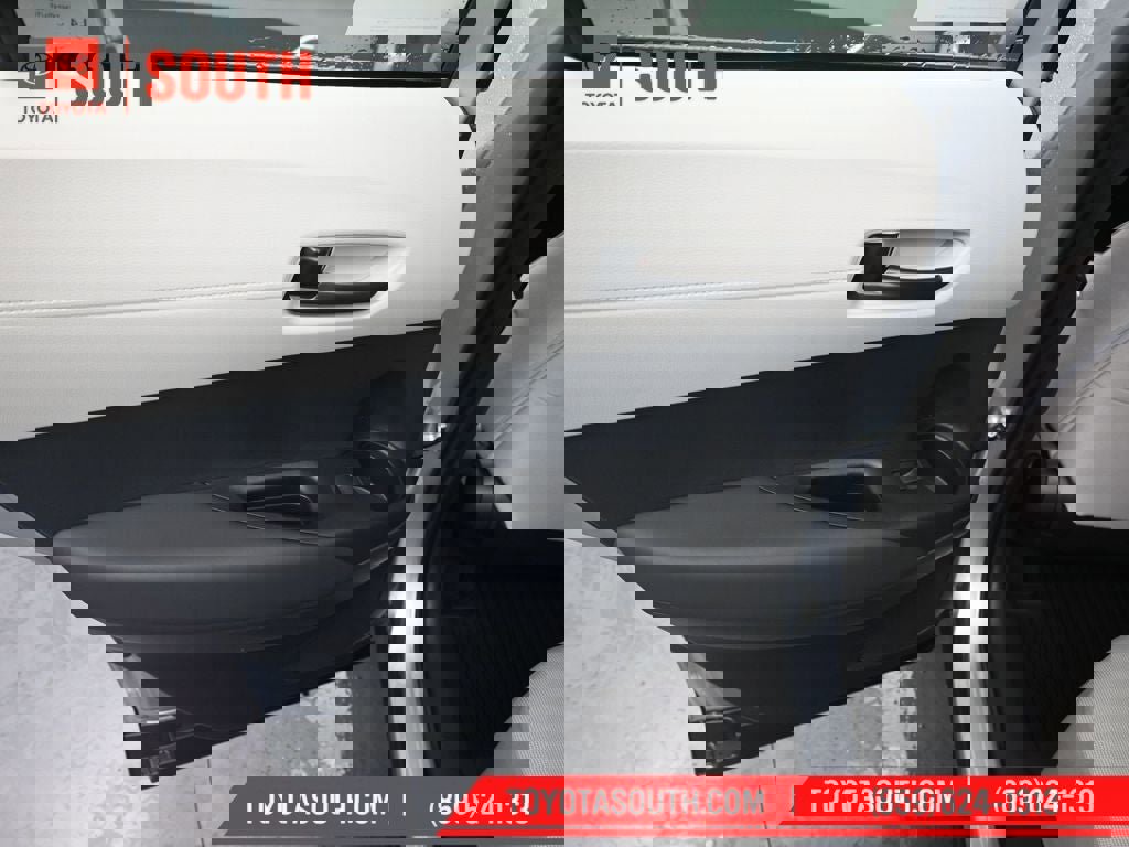 New 2026 Toyota Corolla Cross L image 26