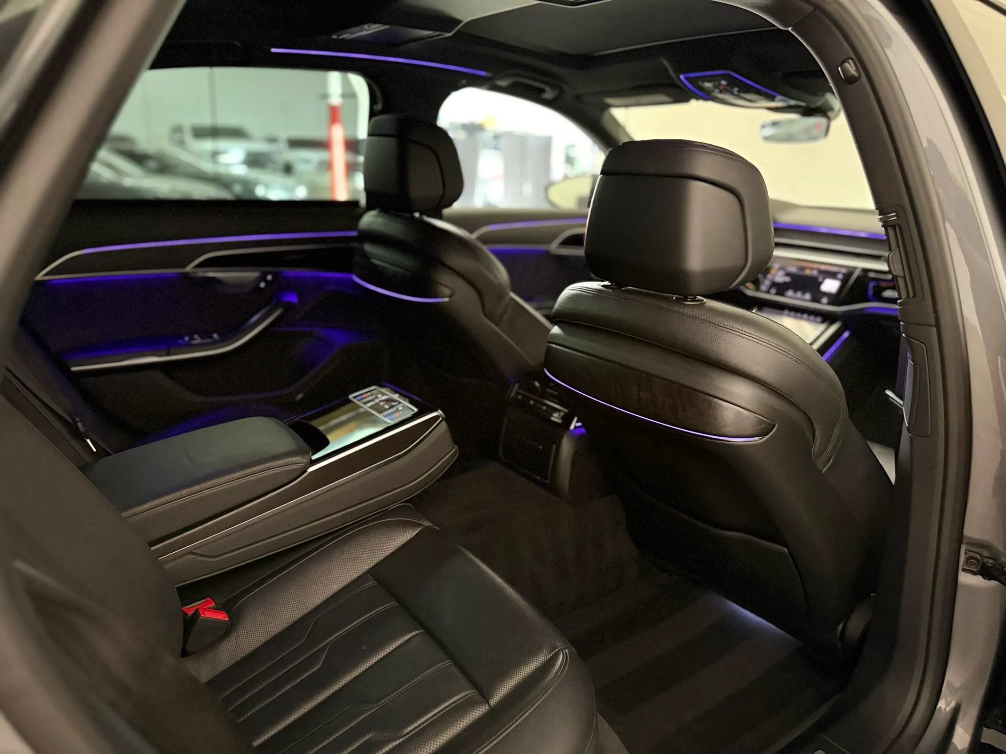 Used 2020 Audi A8 L 4.0T w/ Executive Package AWD/4WD image 27