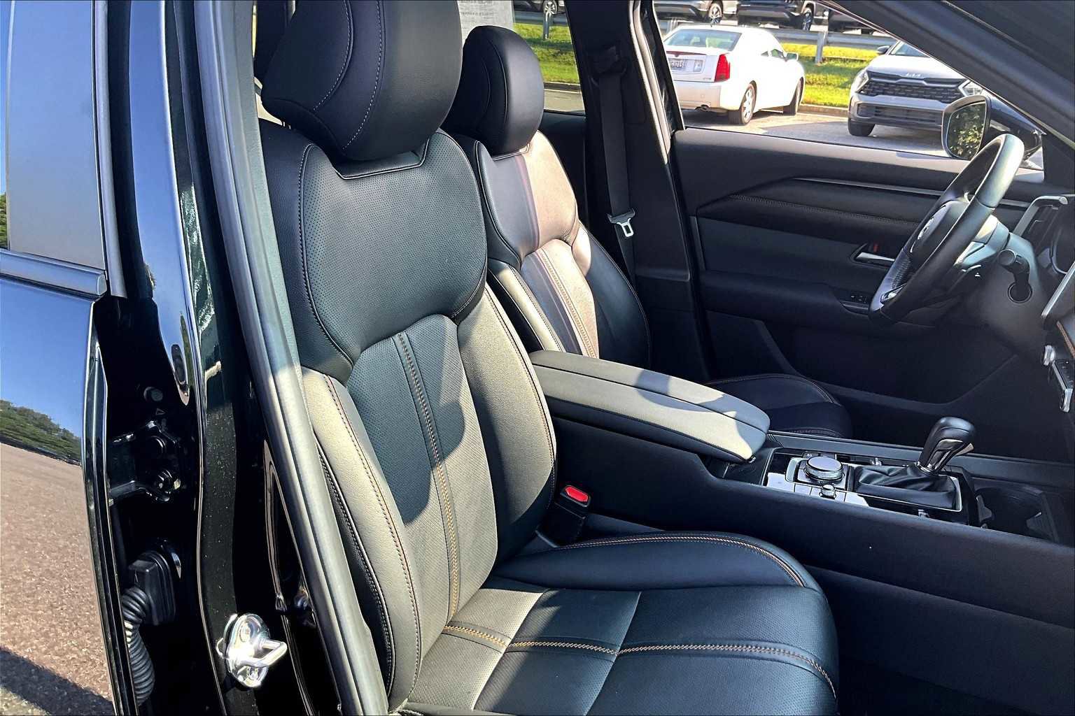 Used 2024 MAZDA CX-50 AWD 2.5 Turbo w/ Cargo Package image 8