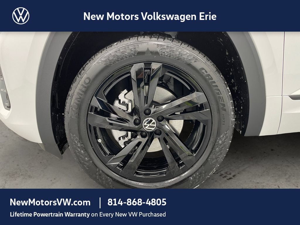 New 2026 Volkswagen Atlas Cross Sport SEL R-Line AWD/4WD image 12