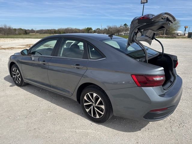 Used 2024 Volkswagen Jetta S FWD image 3