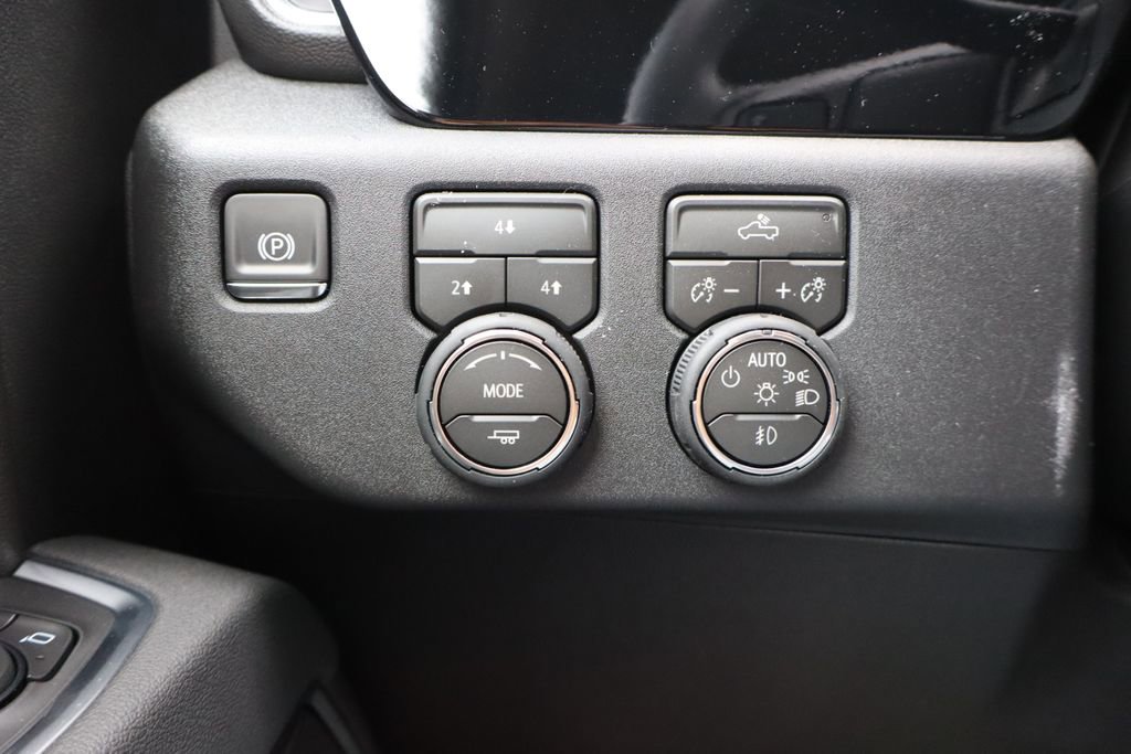 New 2026 Chevrolet Silverado 3500 LT image 13