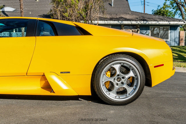 Used 2004 Lamborghini Murcielago Coupe image 5