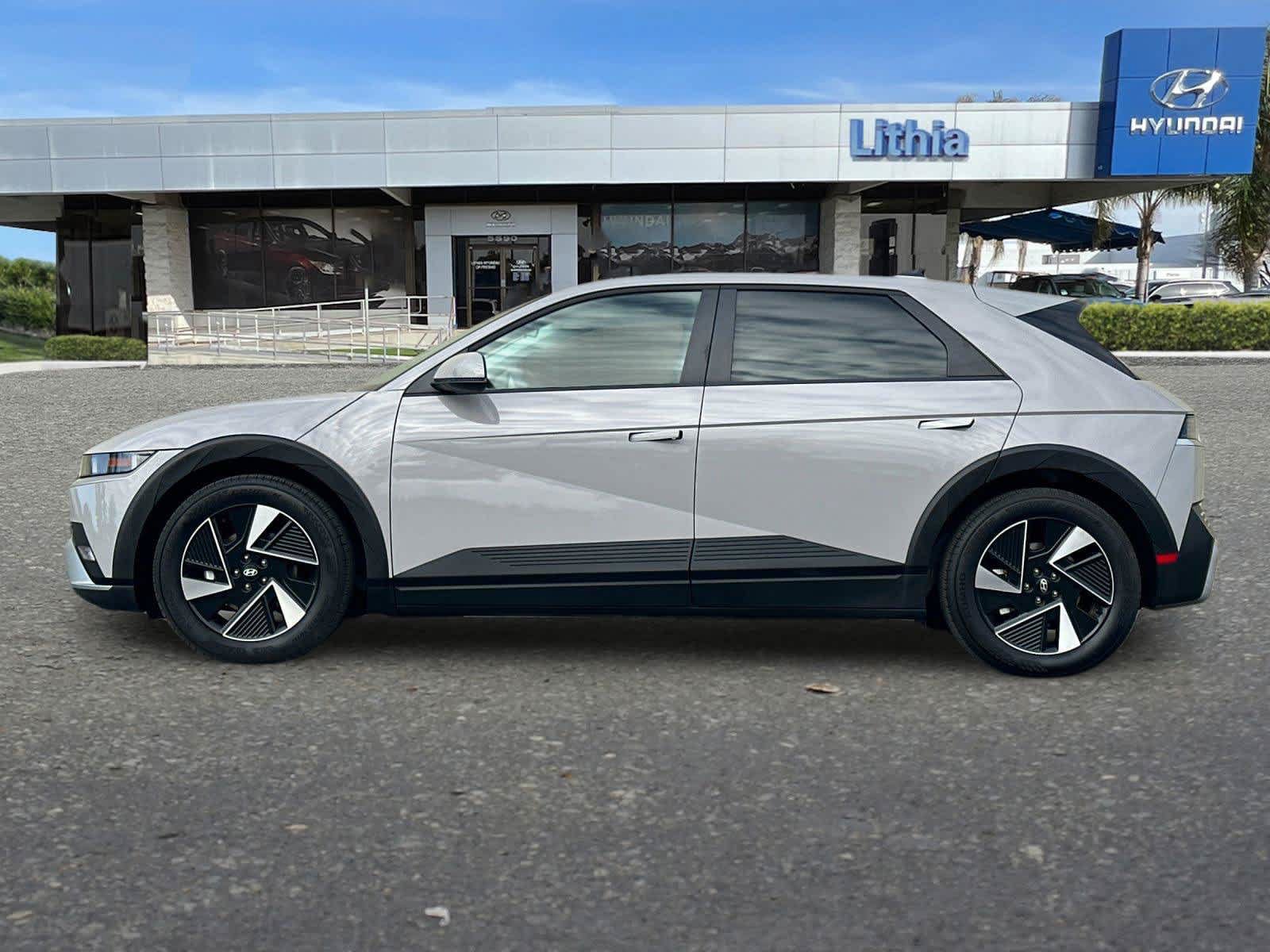 Certified 2025 Hyundai Ioniq 5 SE RWD image 6