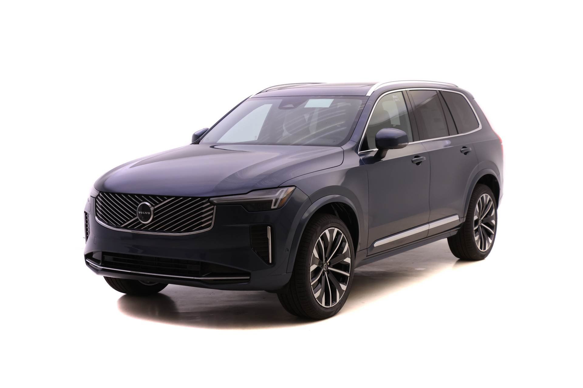 New 2026 Volvo XC90 B6 Plus w/ Protection Package Premier image 1
