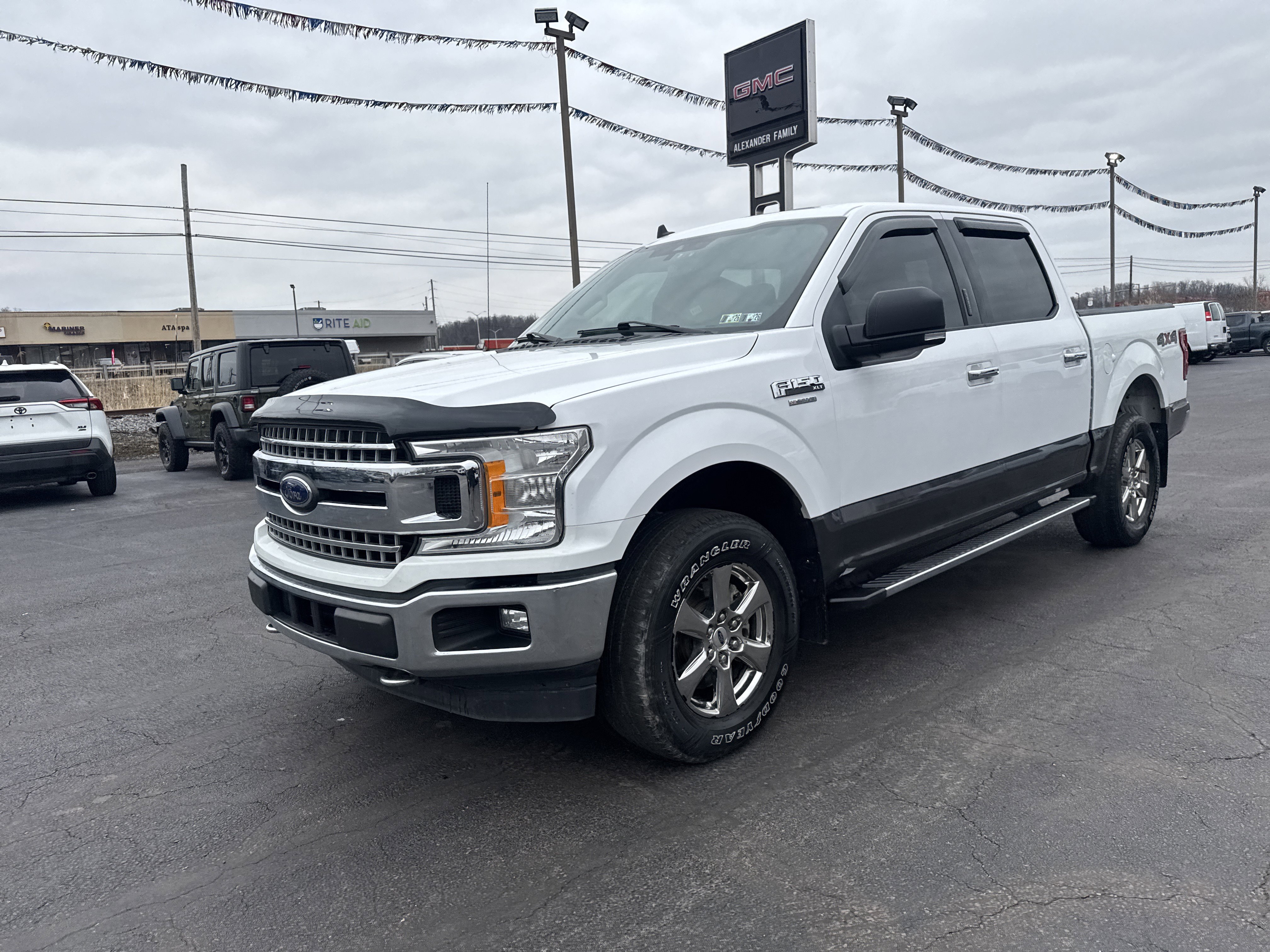Used 2020 Ford F150 XLT w/ Equipment Group 302A Luxury image 8