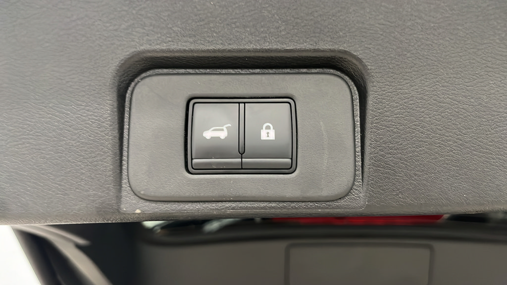 Used 2026 Nissan Rogue SV w/ Cold Weather Package AWD/4WD image 28