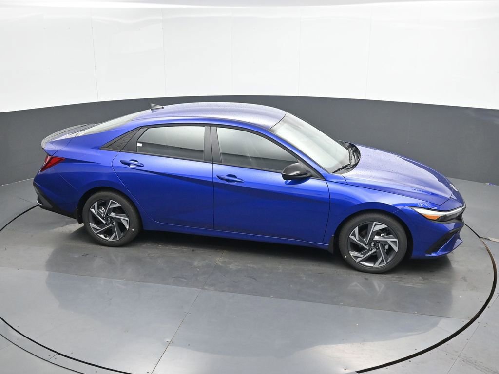 New 2025 Hyundai Elantra Sport image 38