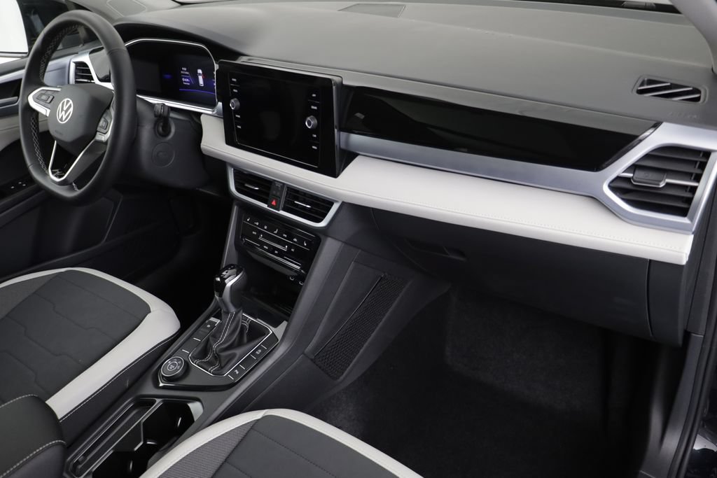 New 2026 Volkswagen Taos SE AWD/4WD image 20